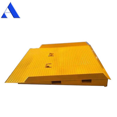 Размер стола 2000x2200 мм Двигательная загрузочная доковая рампа из оцинкованной и нержавеющей стали для вилочных погрузчиков