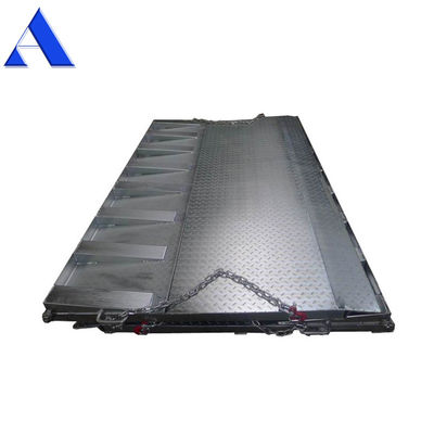 Размер стола 2000x2200 мм Двигательная загрузочная доковая рампа из оцинкованной и нержавеющей стали для вилочных погрузчиков